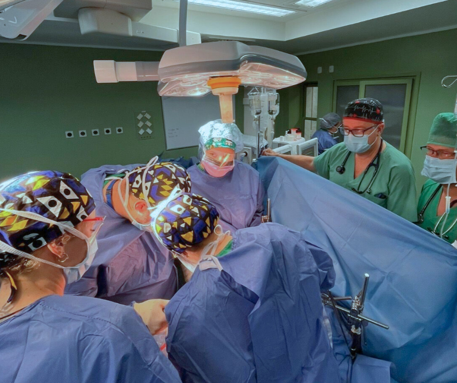 El Hospital La Candelaria renueva la acreditación que certifica su excelencia en la realización de trasplantes hepáticos